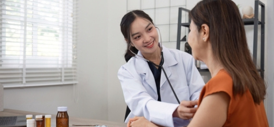 女士懷孕前檢查