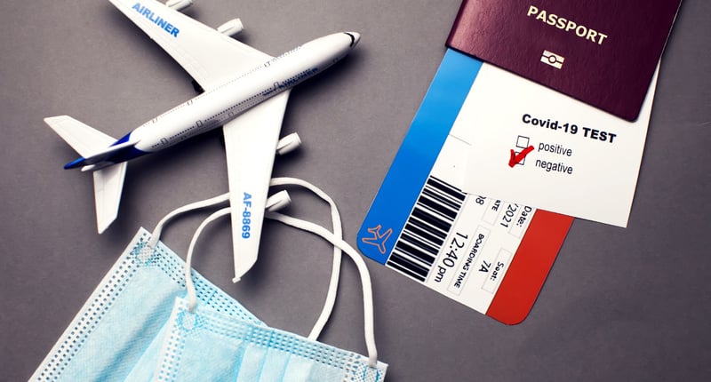 Picturing of travelling documents with COVID-19 test certificate