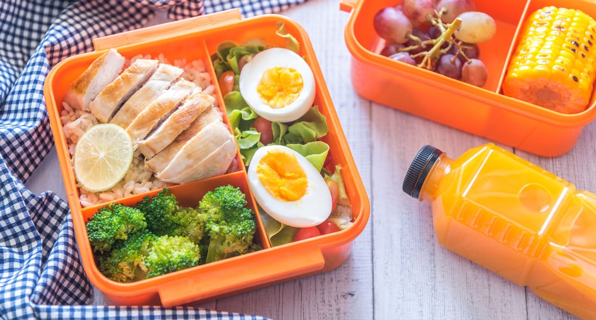 lunchbox with chicken