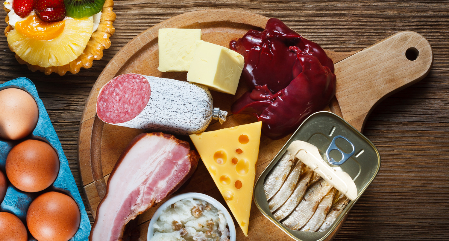 高脂高膽固醇的食物包括芝士、火腿、莎樂美腸和鳀魚