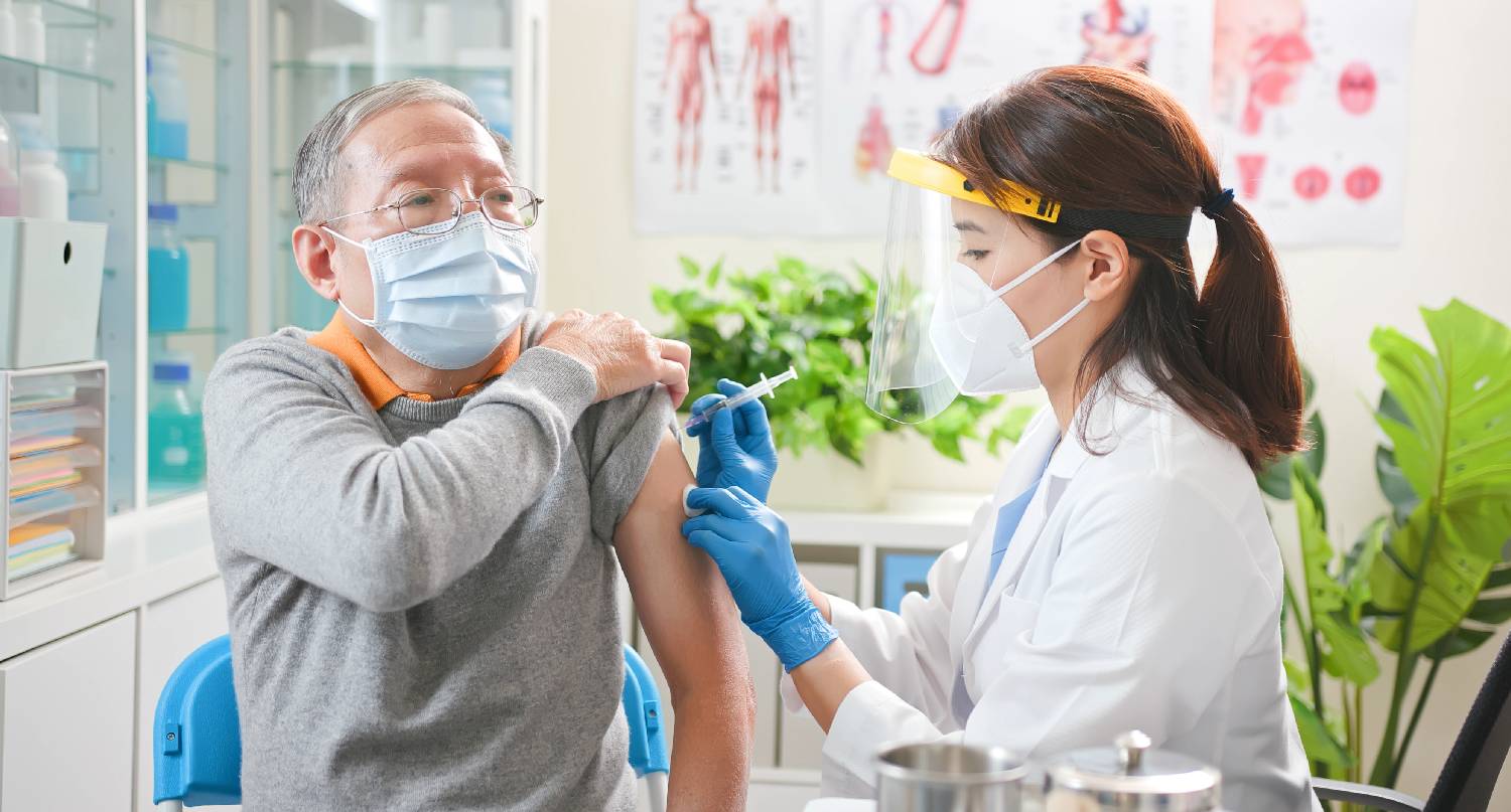 老人家接種流感疫苗