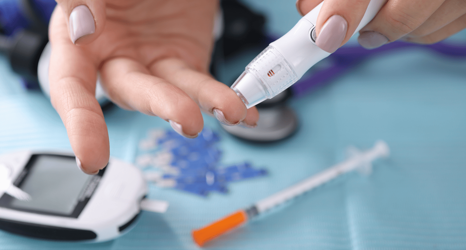 用血糖機檢查血糖水平