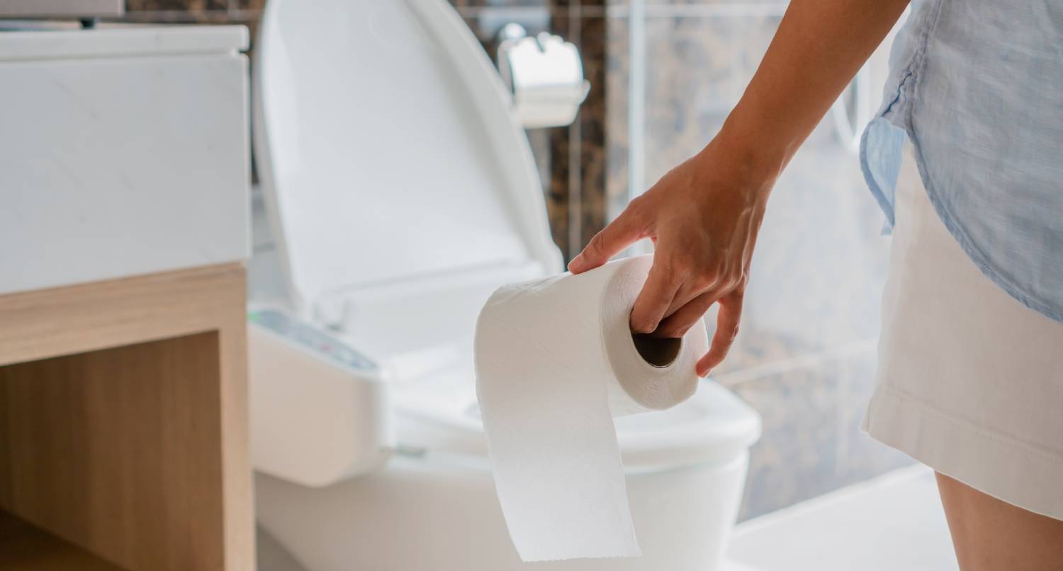 預備去洗手間的女生